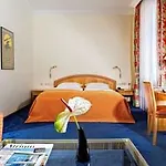 Wyndham Duisburger Hof מלון דיסבורג
