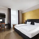 מלון Wyndham Duisburger Hof דיסבורג