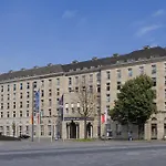 Wyndham Duisburger Hof מלון 4*