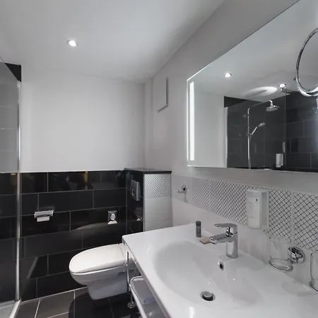 Wyndham Duisburger Hof 4* Duisburg