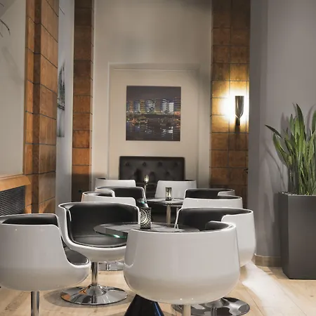 Wyndham Duisburger Hof Hotel