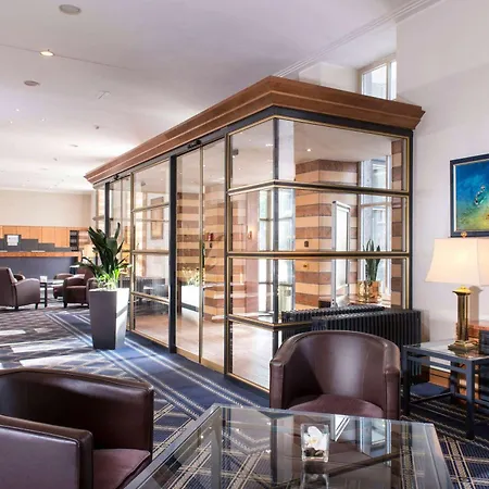 Wyndham Duisburger Hof Hotel 4*