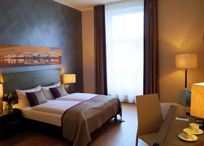 Wyndham Duisburger Hof Hotell 4*