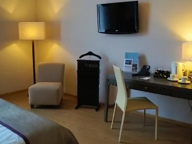 Wyndham Duisburger Hof Hotell