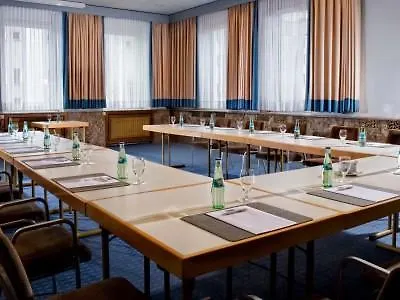 Wyndham Duisburger Hof 4*